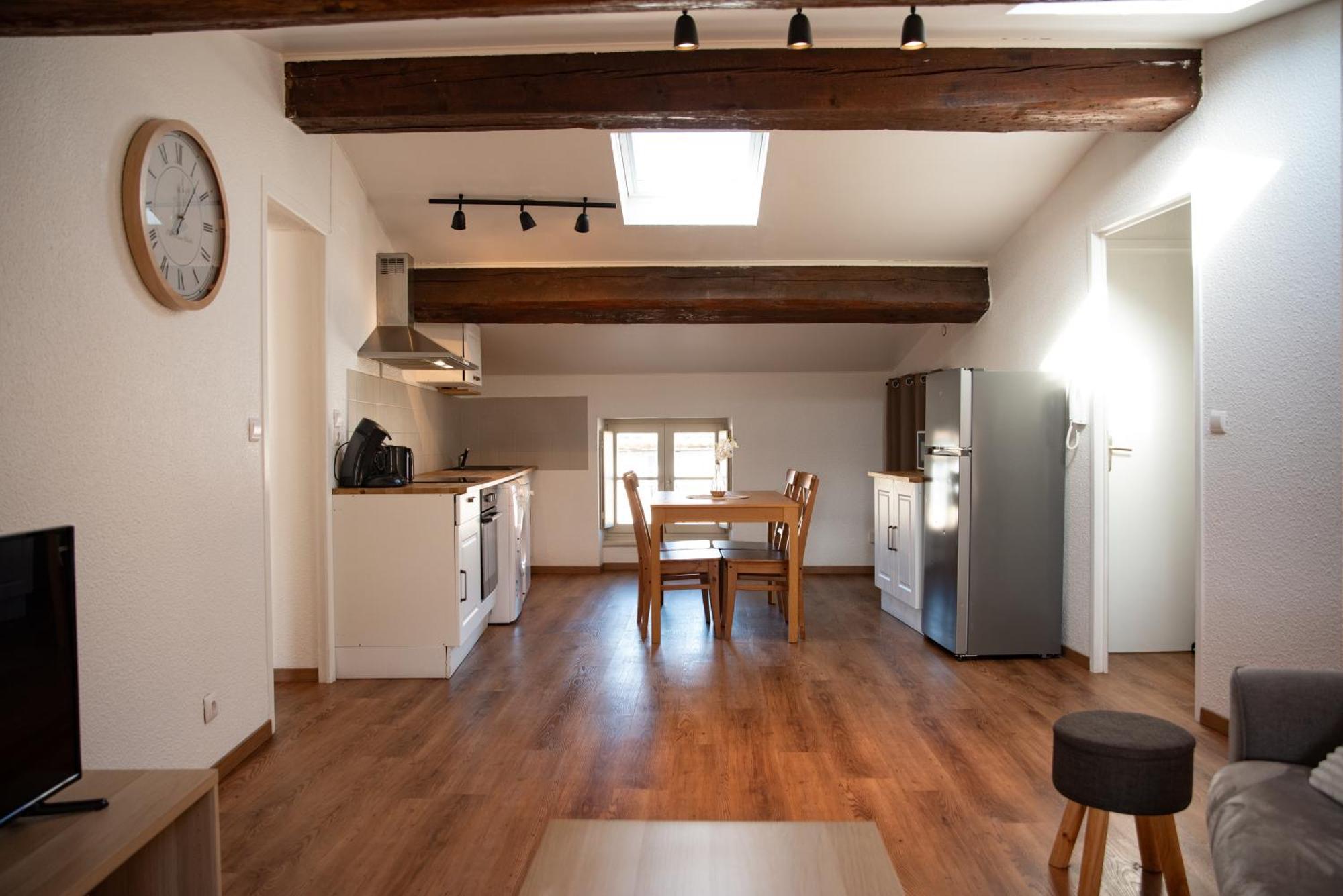 Appartement Chaleureux Au Pied De La Cite Avec Parking Carcassonne Exteriör bild